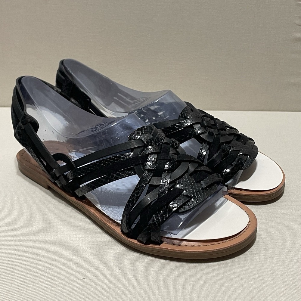 Carlos Santana Womens 6 Black Woven Strappy Flat Sandals NWOT